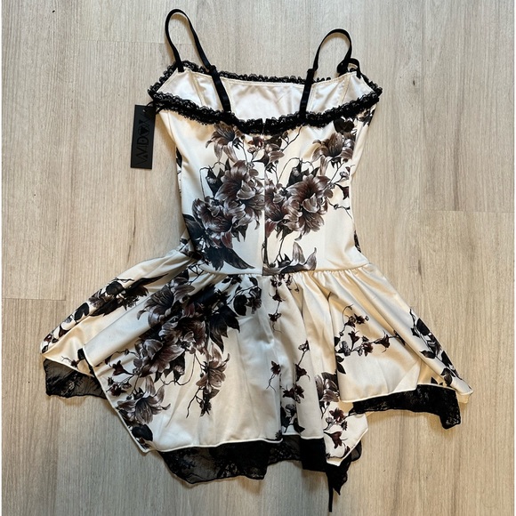 Basic Witchery Mini Dress - Picture 4 of 6